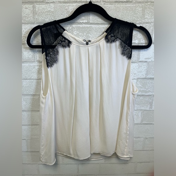 Alice & Olivia Silk and Lace Sleeveless Top Size Medium - Picture 1 of 5